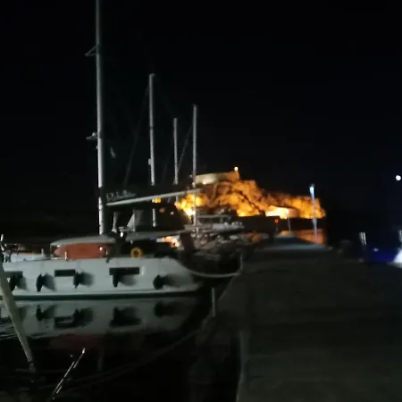 Corfu Floating Båthotell
